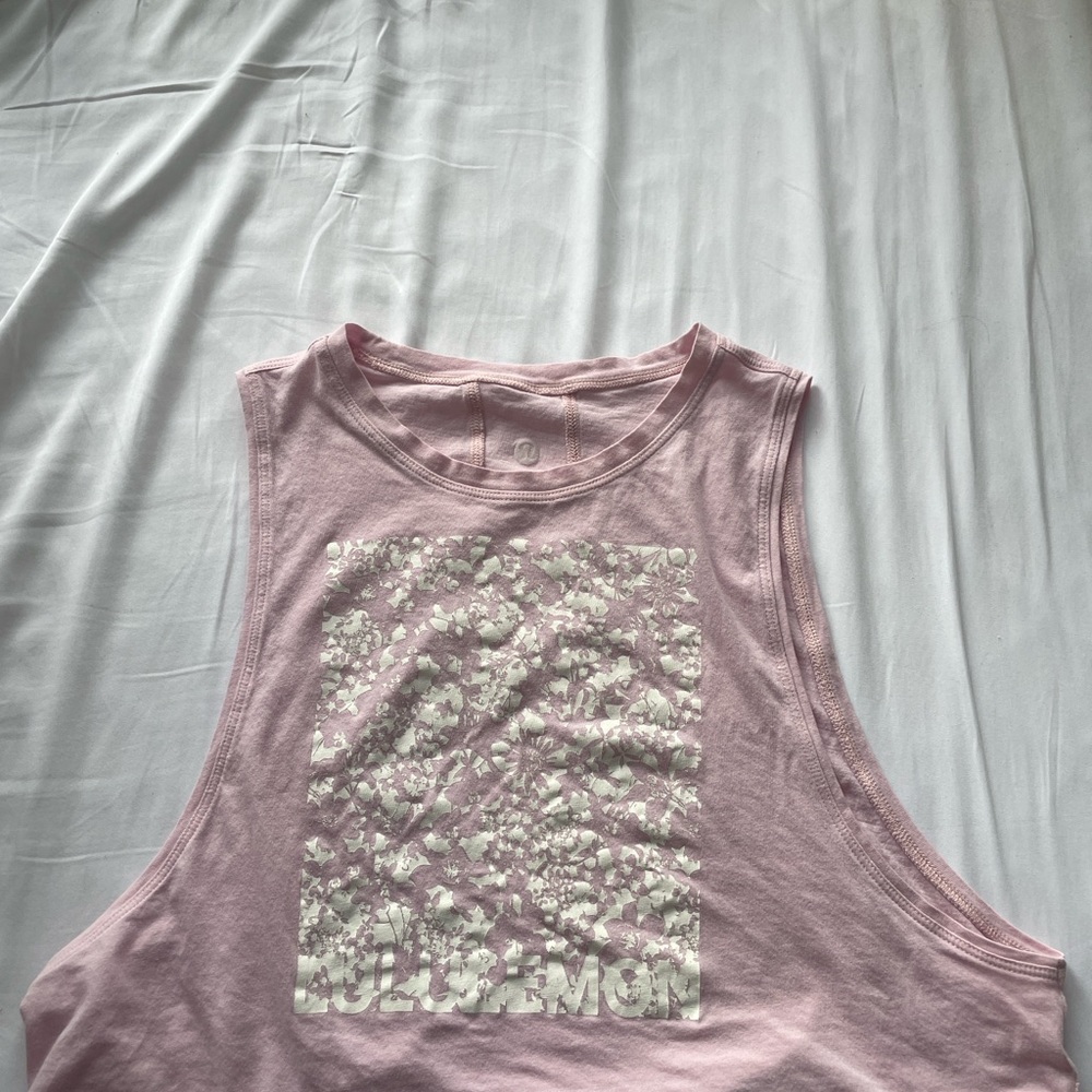 women’s lululemon athletica Pink Sleeveless Top